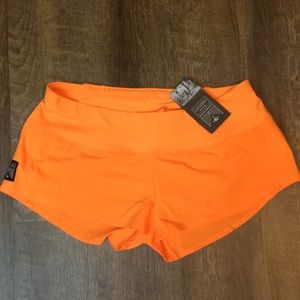 NWT! Oiselle Mac Roga Shorts- Never been worn!